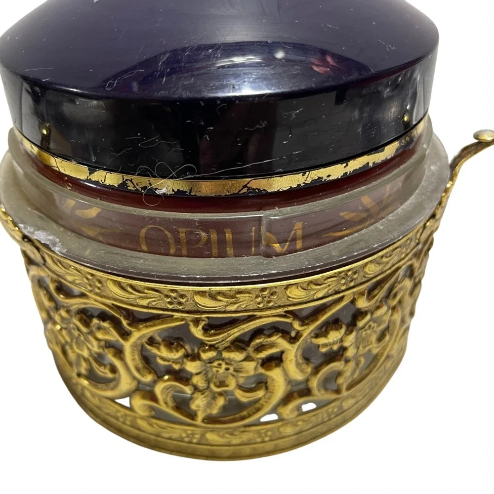 Vintage Metal Filigree Talc Powder Holder (talc‎ Opium used)